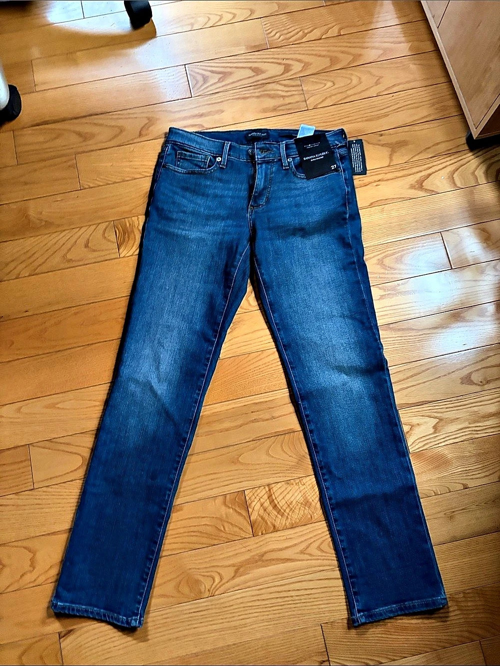 New NWT Banana Republic Girlfriend Jeans 27